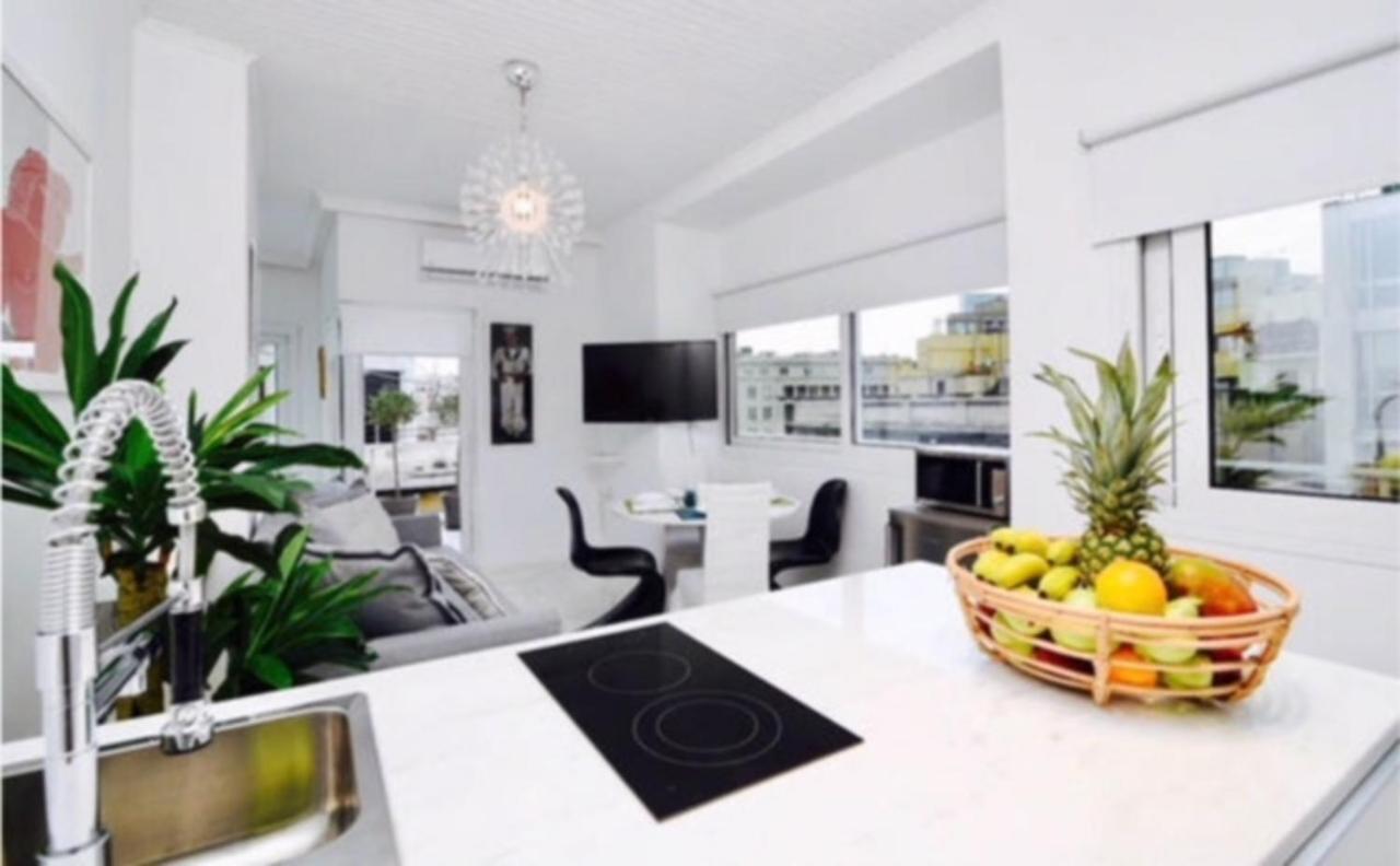 A Diamont In The Center Of Athens Apartment Exterior photo